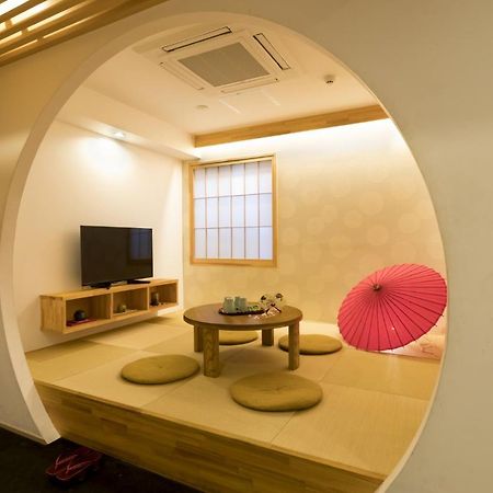 Guesthouse Raku เกียวโต ภายนอก รูปภาพ